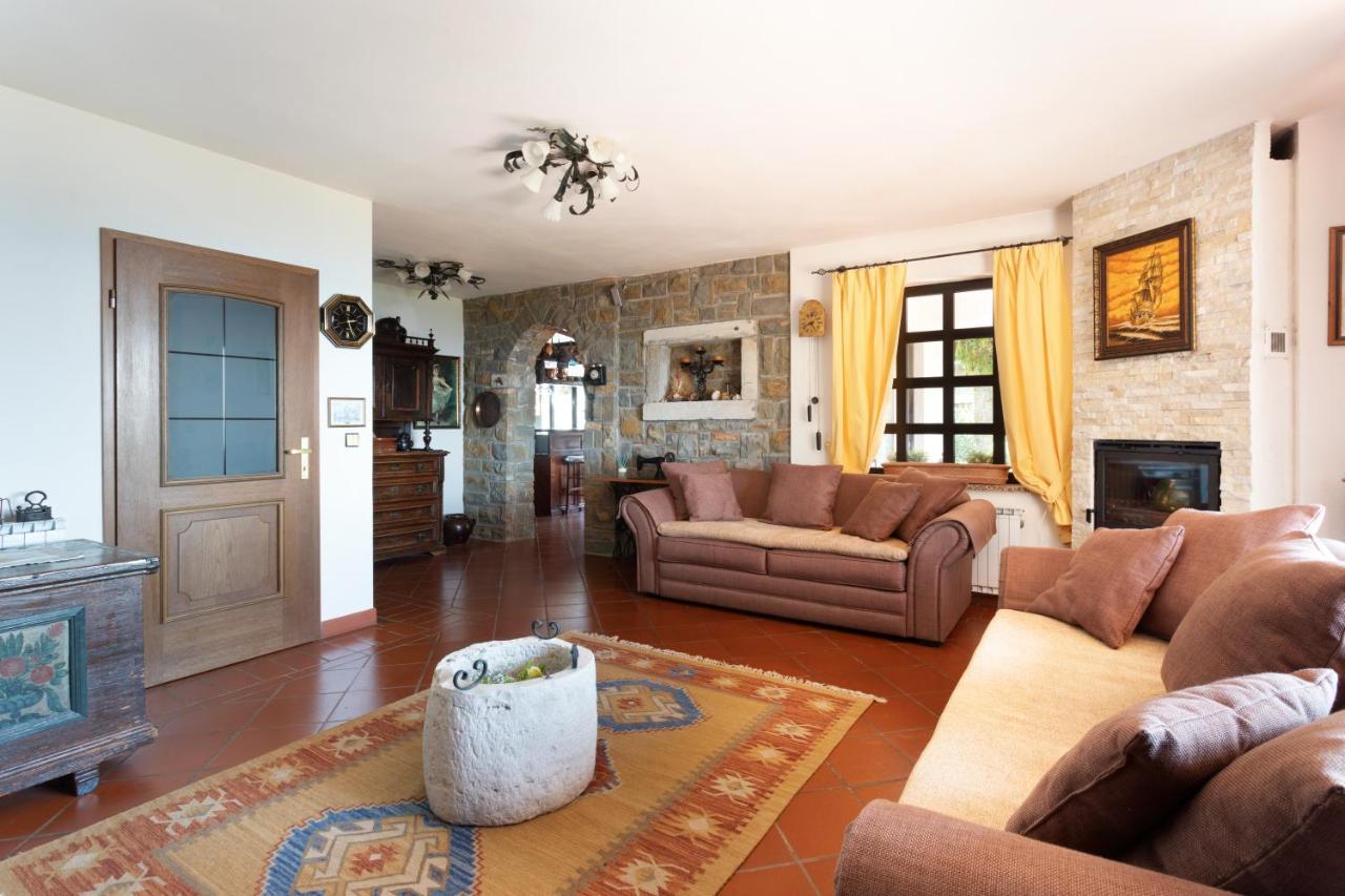 Villa Emi Zgornje Skofije Екстер'єр фото